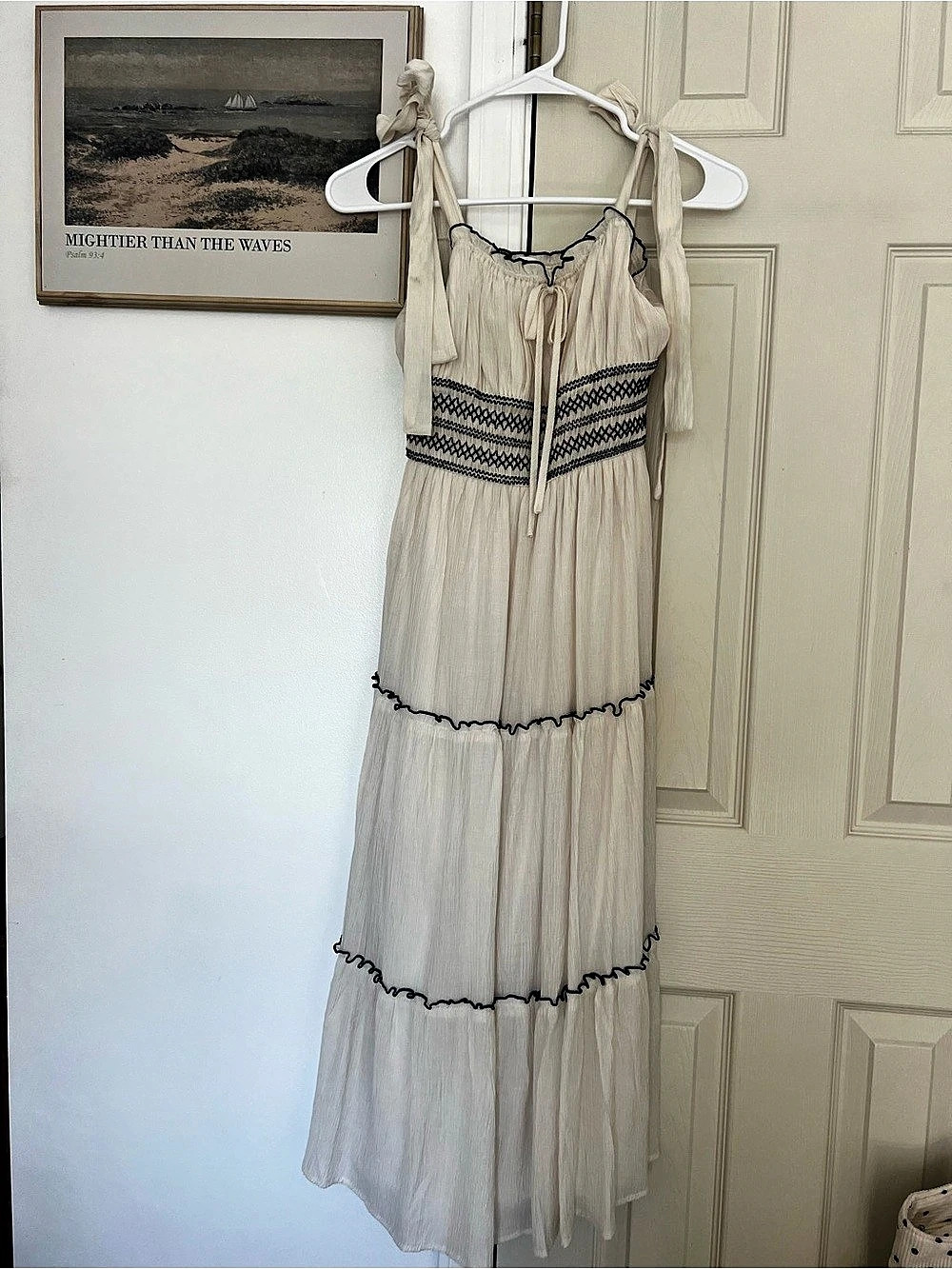 TRIXXI Color Block Maxi Dress in Cream & Black Size Small Like New